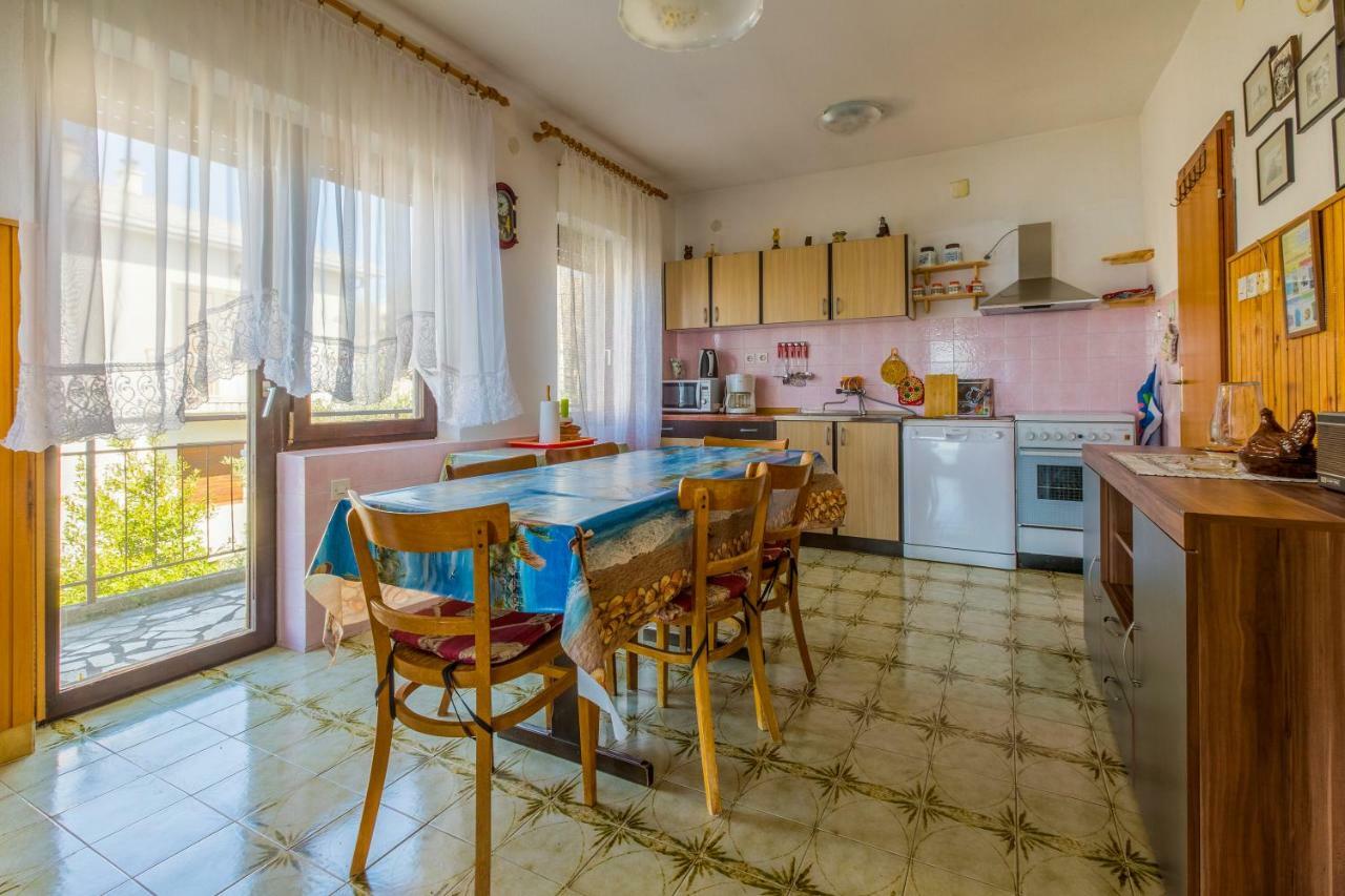 Apartman Ivka Драмаль Экстерьер фото